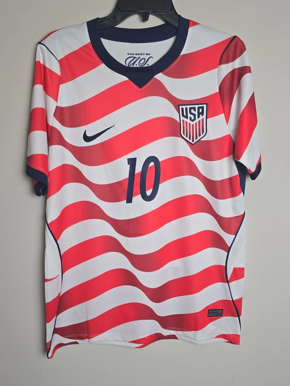 Nike Pulisic USA Red & White Wave Soccer/ Football 2026 World Cup Jersey NWT - Picture 2 of 7